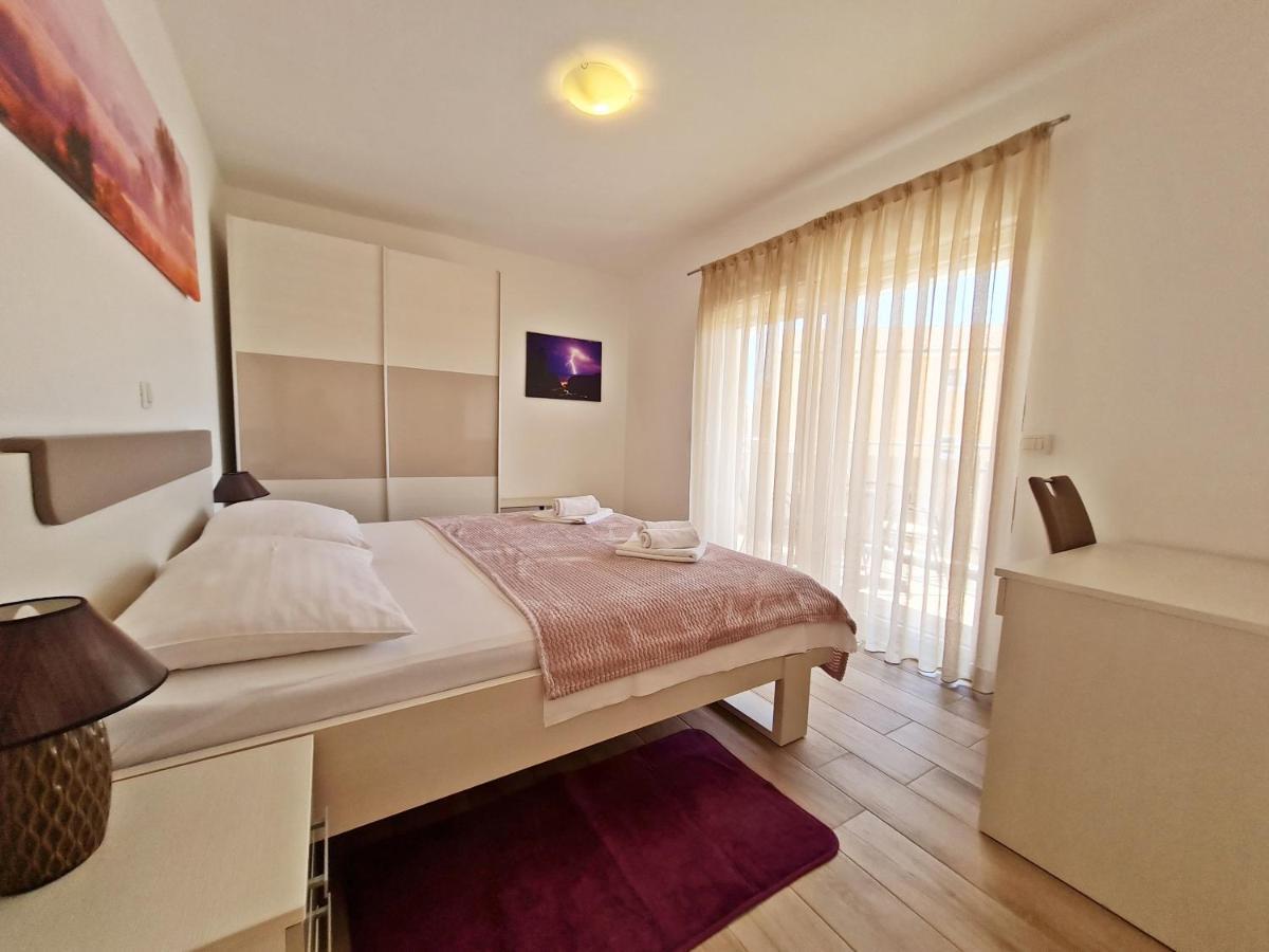 Ab Villa بودْسْتغانا المظهر الخارجي الصورة