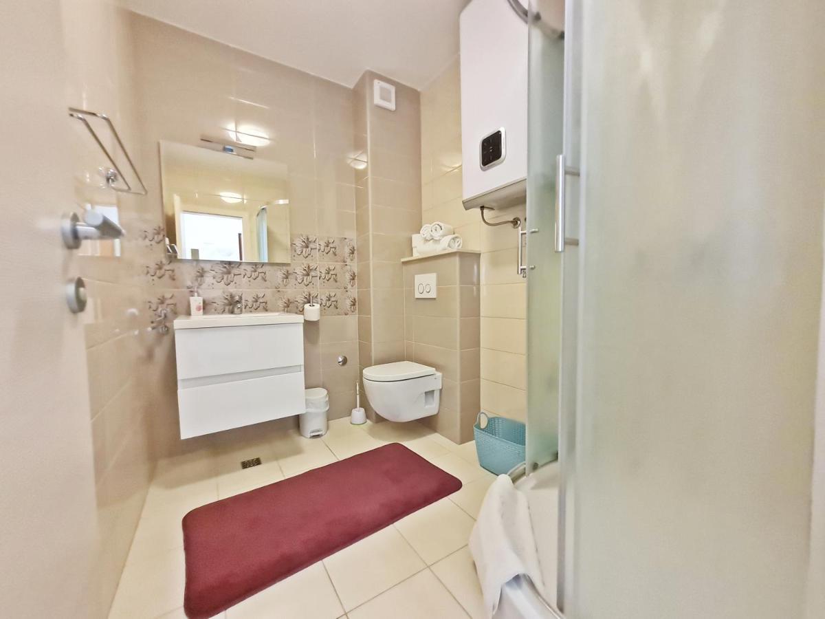 Ab Villa بودْسْتغانا المظهر الخارجي الصورة